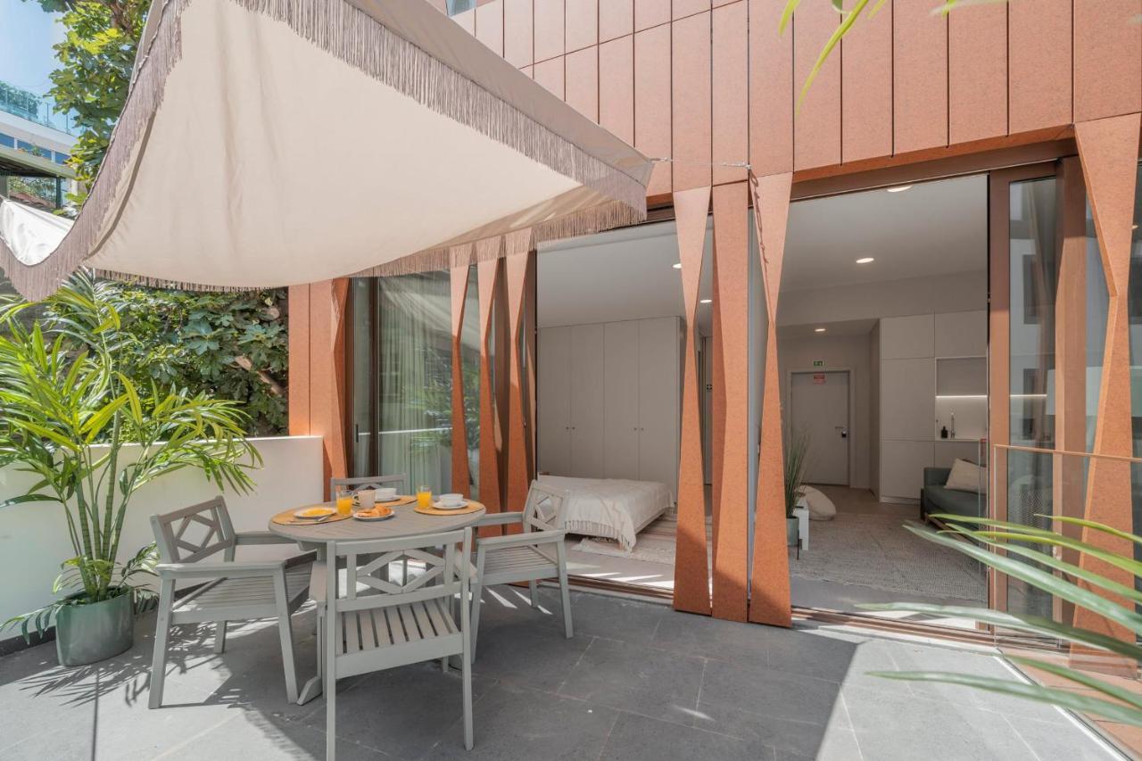Cine Park Residences By An Island Apart 푼샬 외부 사진